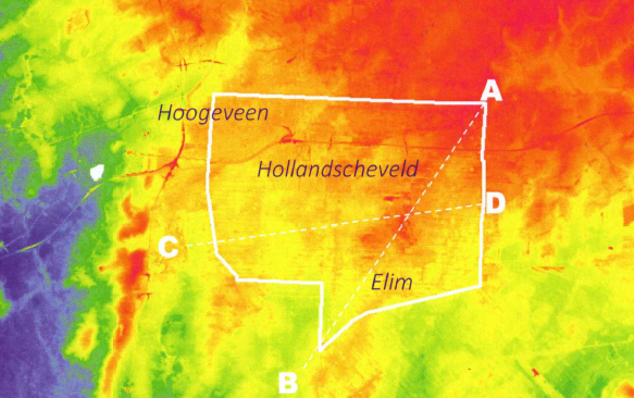 Hoogtekaart Het Hollandsche Veld. De A - B geeft de richting van de keileem uitloper van het Drents plateau aan. Het blauwe gedeelte linksonder is het begin van het laagveen, met rechts daarvan bij C de rug waarop Zuid Wolden is gebouwd.