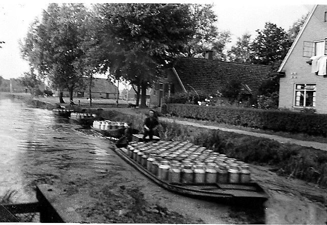 Het Zuideropgaande rond 1960 met pullevaarders.